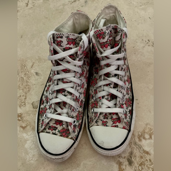 CONVERSE CHUCK TAYLORS ● Unisex ● Names in Hearts High-Top Sneakers ● Y2K - Picture 2 of 5